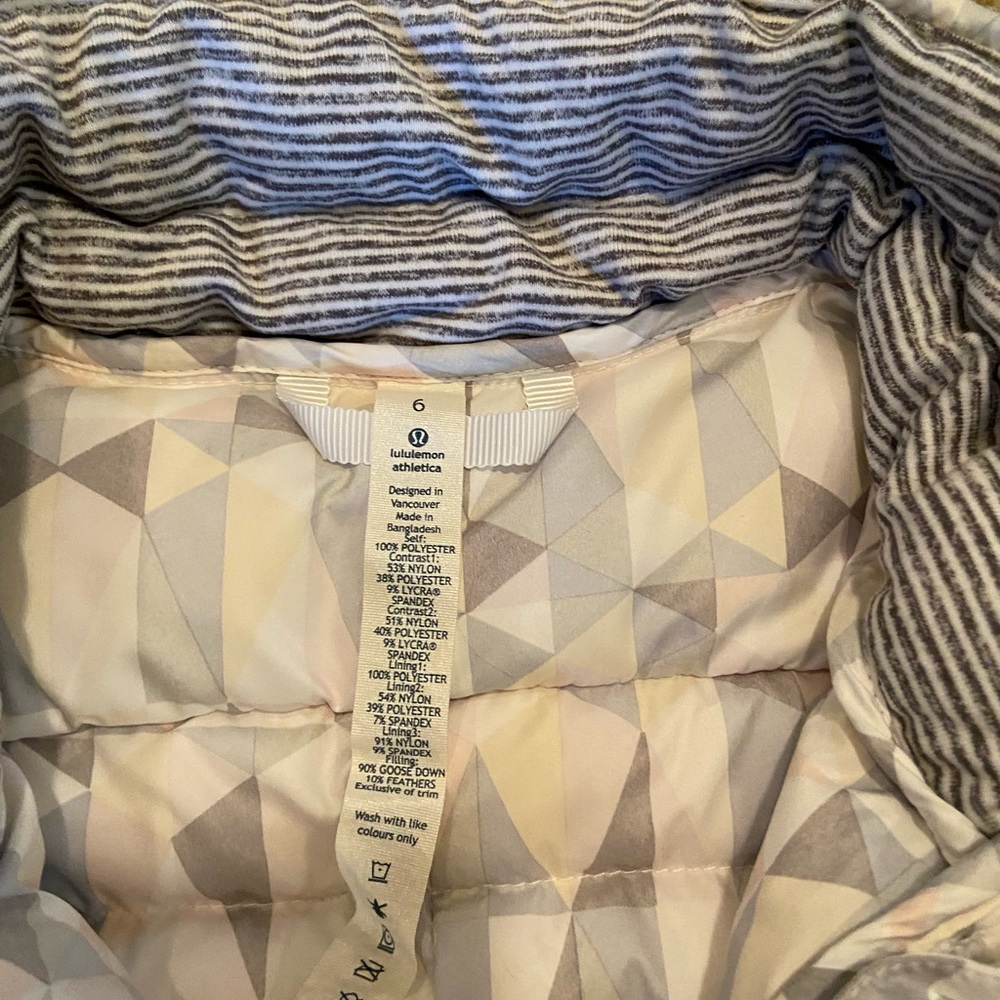Lululemon down jacket - Picture 3 of 7